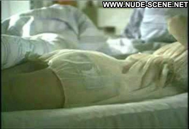 Goldie Hawn Nude Sexy Scene Thong Panties Bed Slender Doll