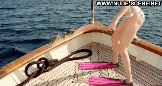 Elizabeth Banks Swept Away Yacht Bikini Hd Female Beautiful Famous