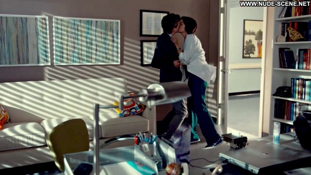 Julia Taylor Ross Saving Hope Office Kissing Bra Beautiful Actress