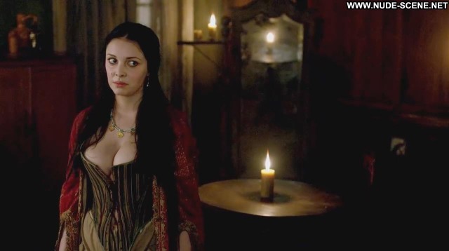 Lise Slabber Black Sails Showing Cleavage Famous Cute Actress Female
