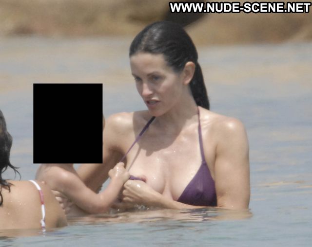 Courtney Cox Tits Showing Tits Posing Hot Celebrity Bikini Celebrity