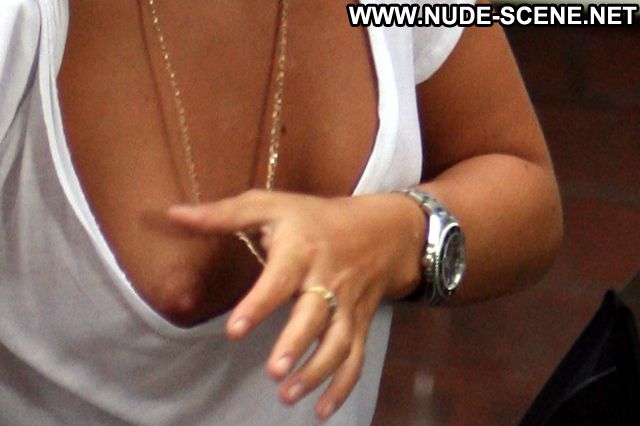 Lily Allen Nude Sexy Scene Nipple Slip Brunette Car Female