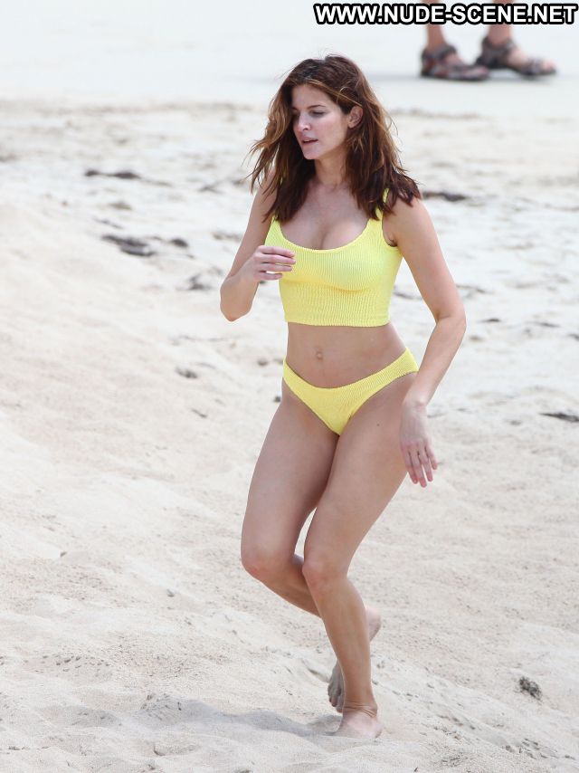 Stephanie Seymour Nipple Slip Beach Bikini Big Tits Famous