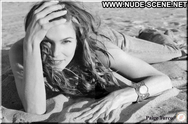 Paige Turco Nude Hot Milf Posing Hot Redhead Celebrity Celebrity