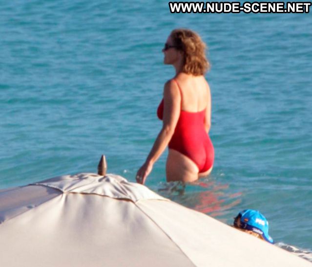 Katie Couric Swimsuit Milf Beach Female Nude Scene Famous