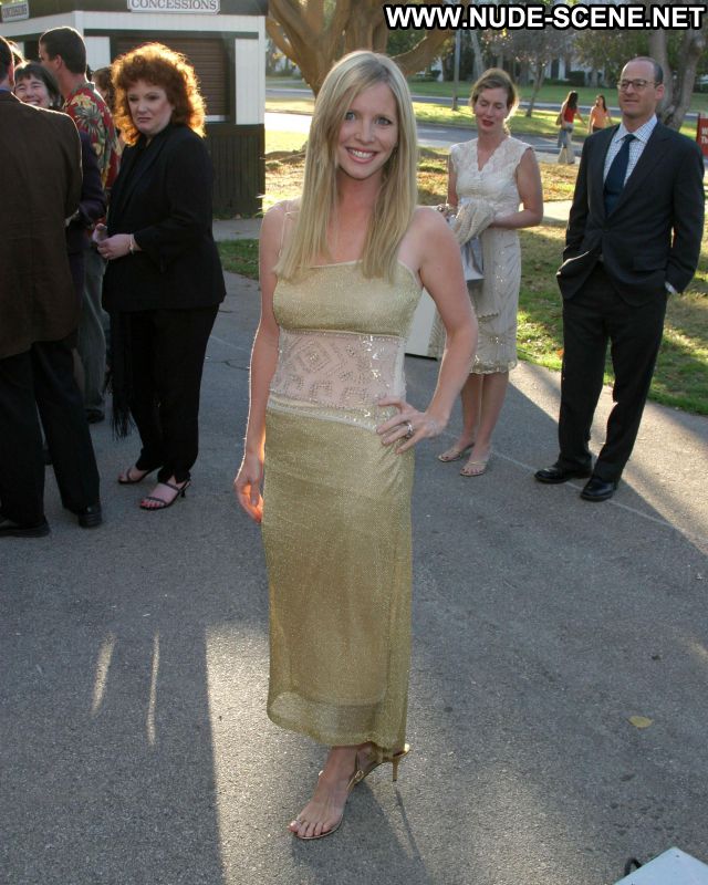 Lauralee Bell Nude Sexy Scene Green Eyes Sexy Dress Blonde - Famous and