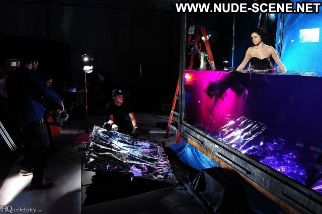 Selena Gomez Famous Babe Nude Nude Scene Hot Posing Hot Celebrity
