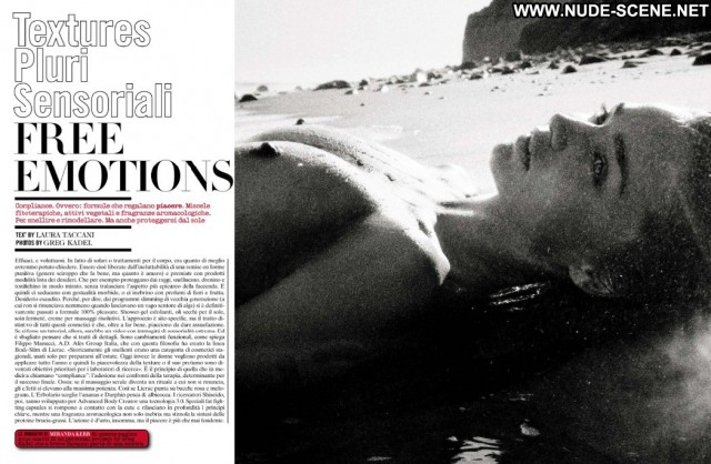 Miranda Kerr Vogue Italy May 2013 Posing Hot Celebrity