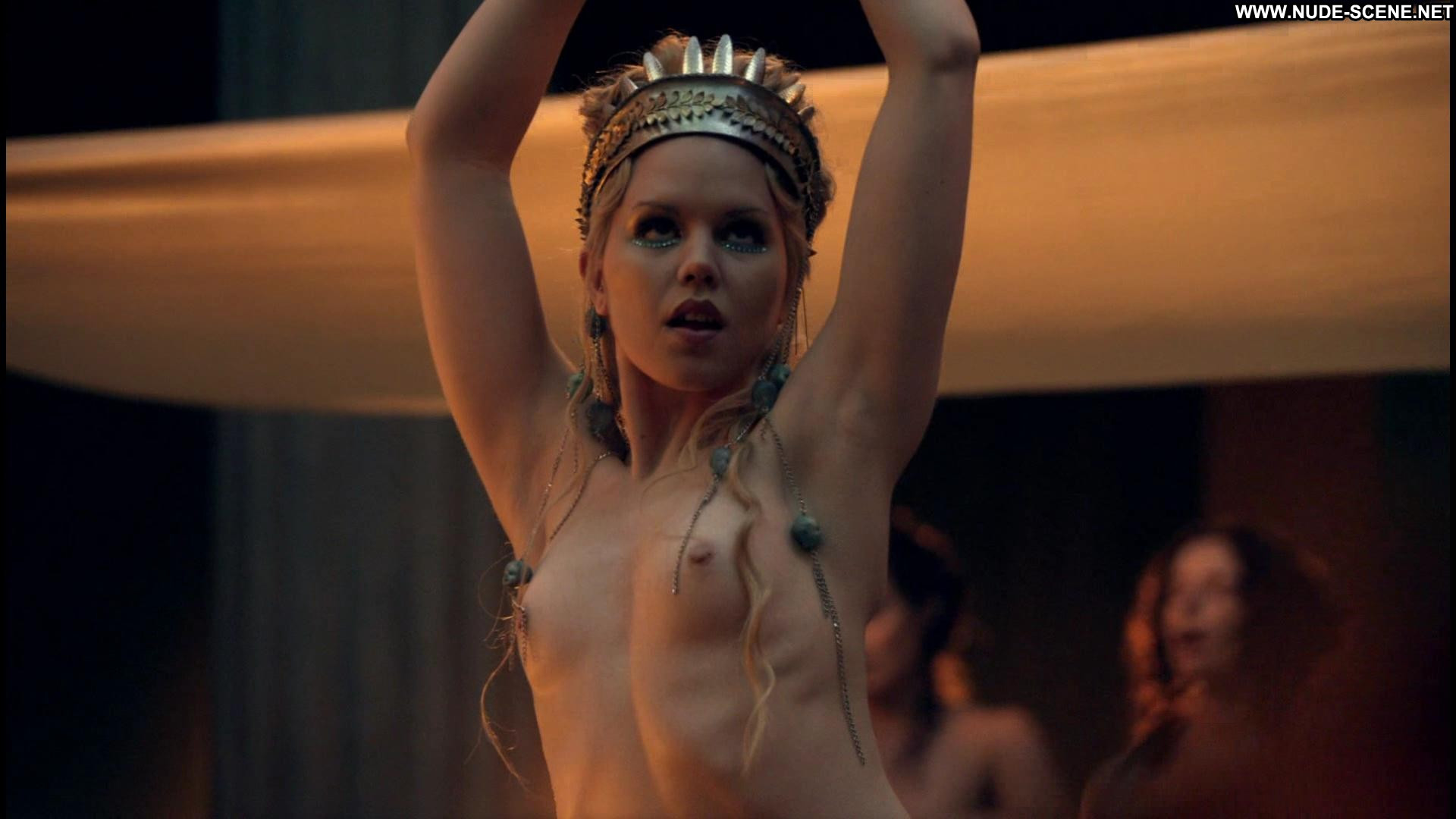 boob vitios free women are naked cooking