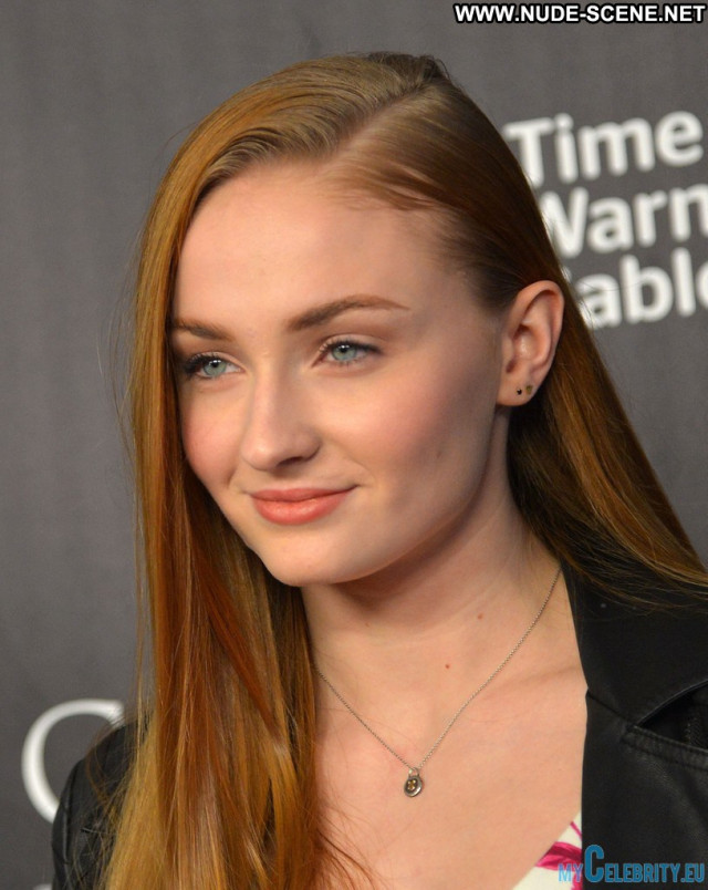 Sophie Turner The Following Babe Leaked Posing Hot Actress Ass