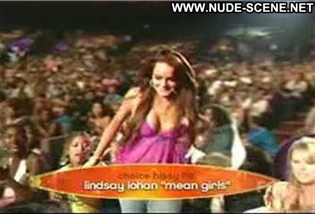 Lindsay Lohan Teen Choice Awards Celebrity Teen Cleavage Jogging