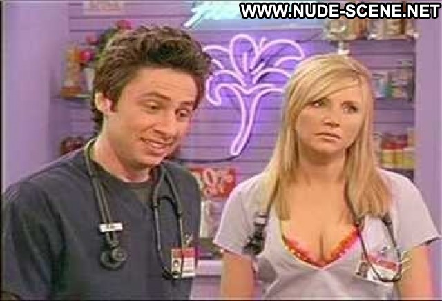 Sarah Chalke Scrubs Sexy Scene Softcore Nice Athletic Bra