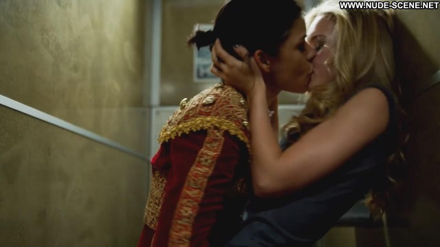 Julia Billington Kissing Shirt Nude Bra Lesbian Posing Hot Bathroom