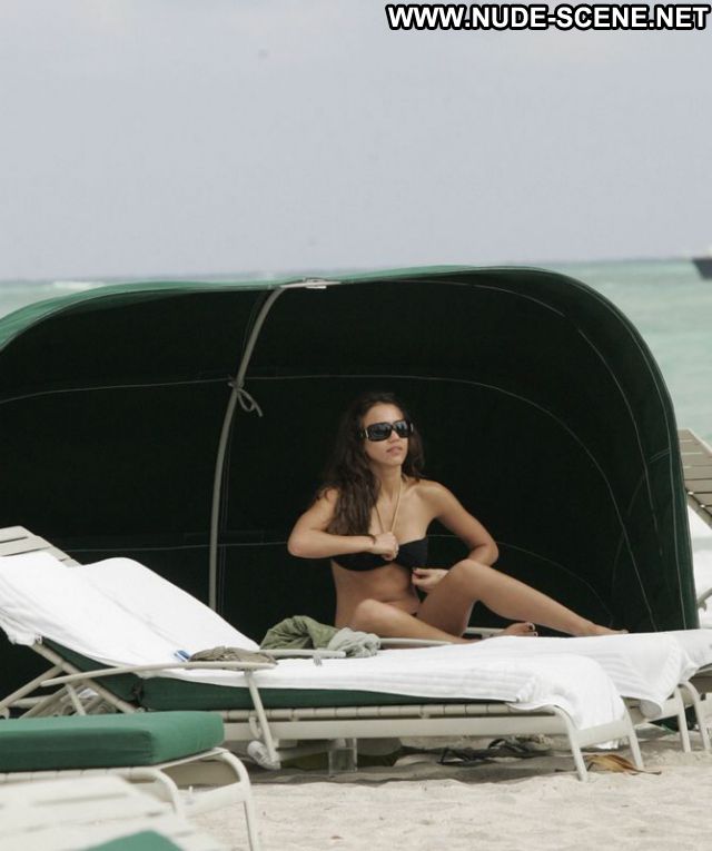 Jessica Alba No Source Nude Bikini Posing Hot Nude Scene Beach
