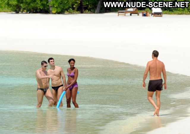 Naomi Campbell No Source Celebrity Nude Nude Scene Posing Hot Ebony