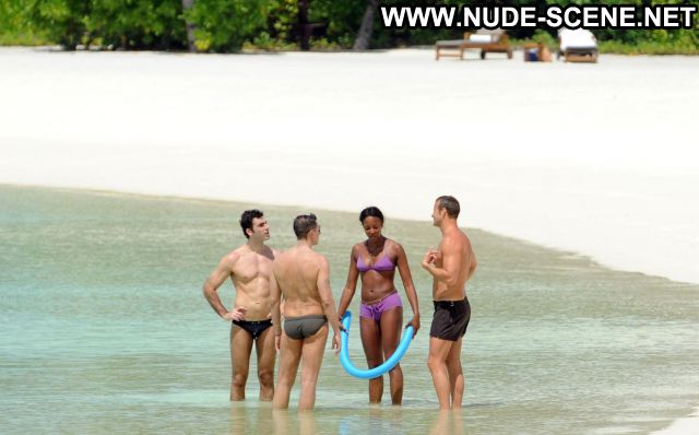 Naomi Campbell No Source Celebrity Hot Bikini Nude Babe Posing Hot