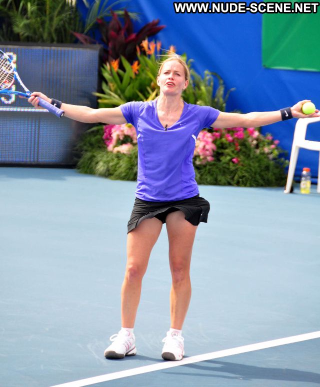 Elisabeth Shue Tennis Uniform Blonde Showing Tits Celebrity