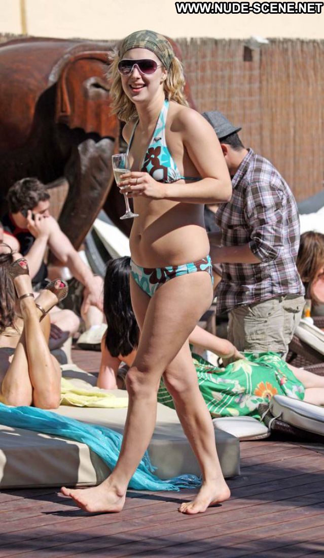 Gemma Bissix No Source Cute Babe Posing Hot Celebrity Nude Scene