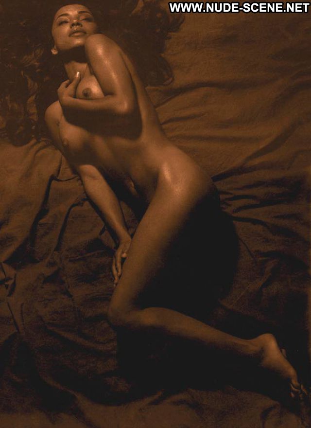Sade No Source Hot Nude Nude Scene Tits Posing Hot Ebony Cute Big