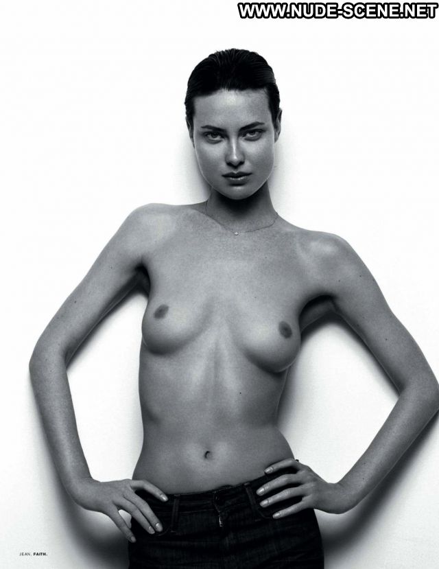 Shalom Harlow Small Tits Hot Tits Babe Nude Celebrity Posing Hot