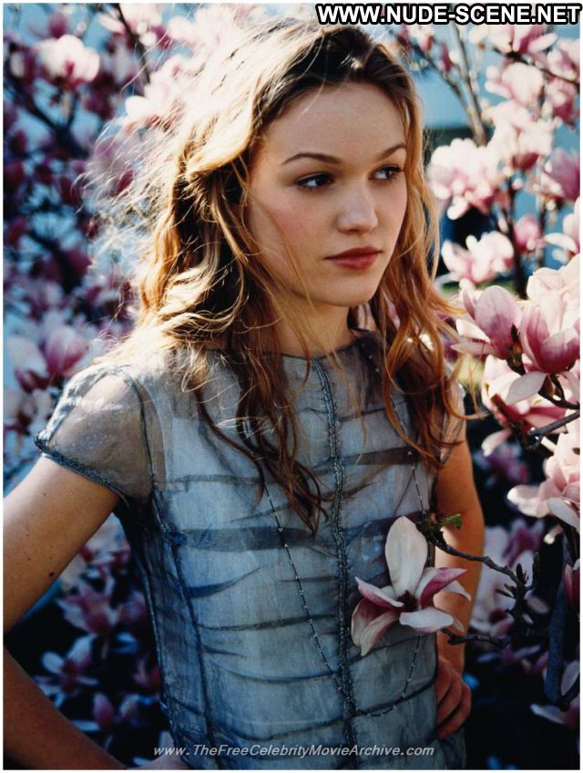 Julia Stiles No Source Famous Celebrity Babe Celebrity Hot Posing Hot