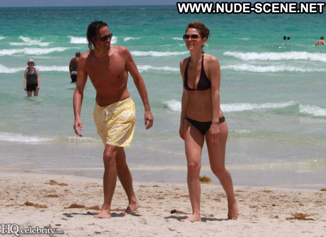 Maria Menounos No Source Nude Scene Nude Famous Posing Hot Celebrity