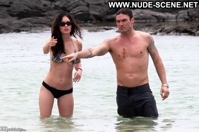 Megan Fox No Source Famous Hot Nude Nude Scene Babe Celebrity Posing