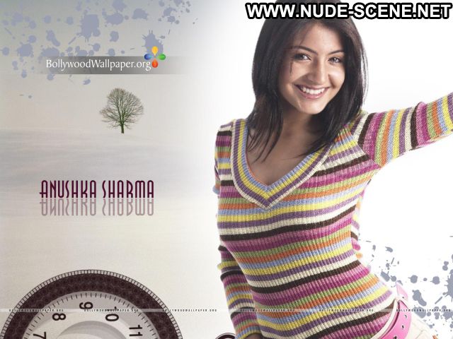 Anushka Sharma No Source  Indian Celebrity Celebrity Nude Scene Hot