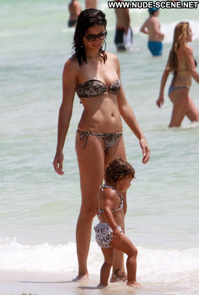 Adriana Lima No Source Posing Hot Brazil Bikini Celebrity Beach Nude