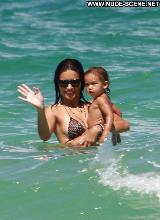 Adriana Lima No Source Bikini Latina Celebrity Celebrity Brazil Beach