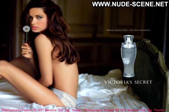 Adriana Lima No Source Nude Posing Hot Celebrity Celebrity Latina