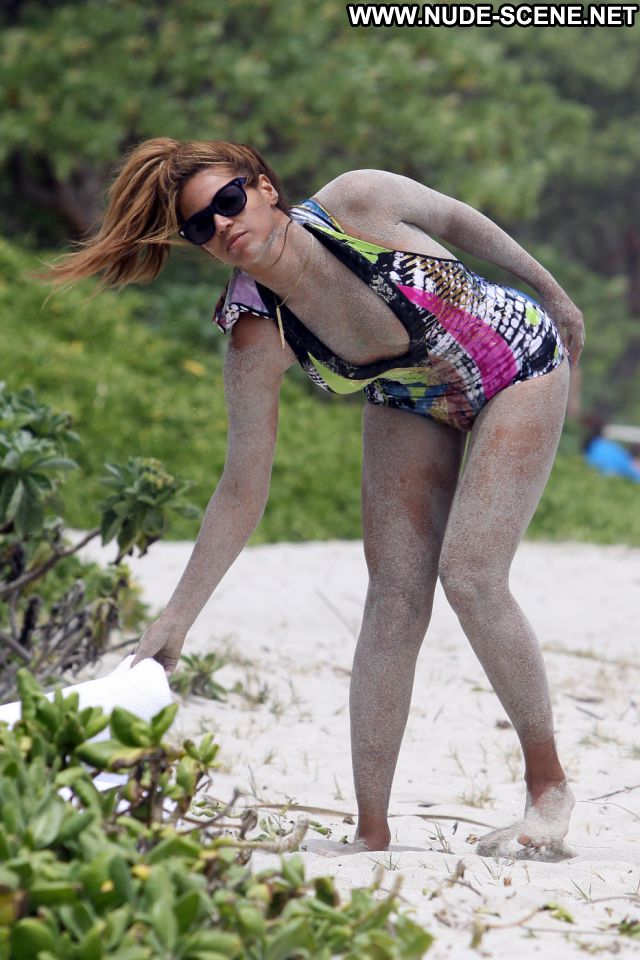 Beyonce No Source  Nude Scene Posing Hot Singer Babe Celebrity