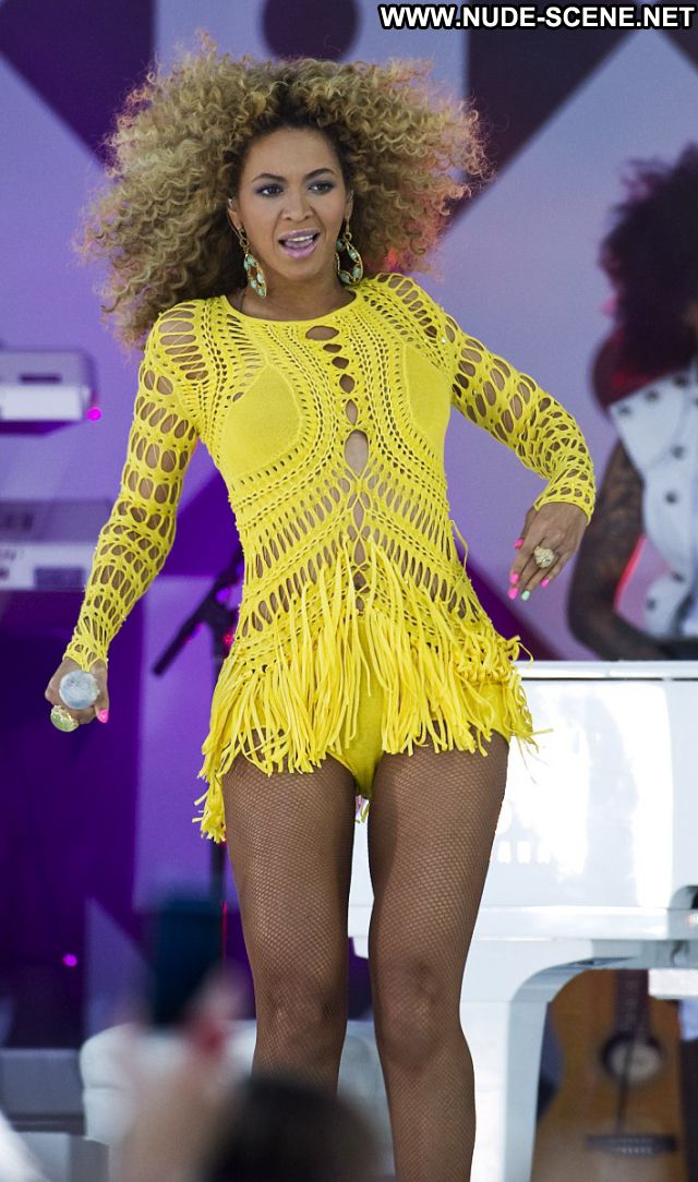 Beyonce No Source Singer Hot Ebony Babe Celebrity Posing Hot