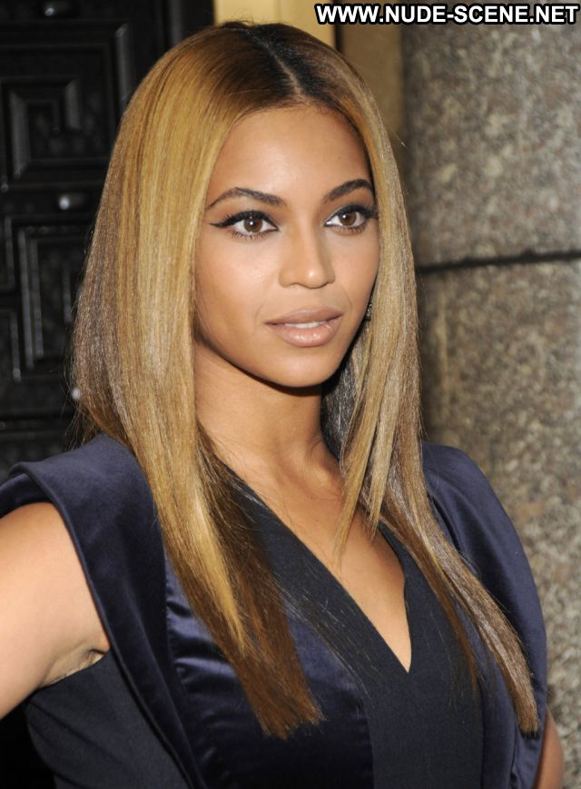 Beyonce No Source Singer Posing Hot Ebony Hot Celebrity Babe