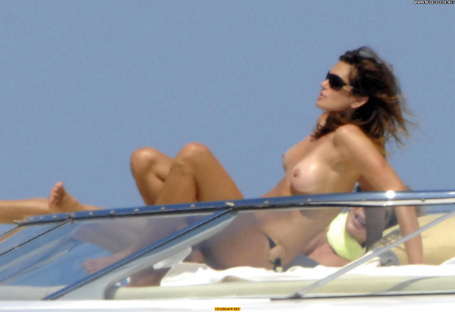 Cindy Crawford No Source Babe Toples Beautiful Yacht Topless Posing