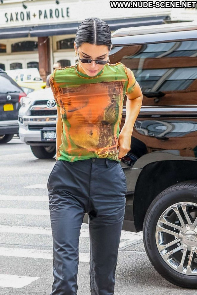 Kendall Jenner New York New York Celebrity Paparazzi Posing Hot