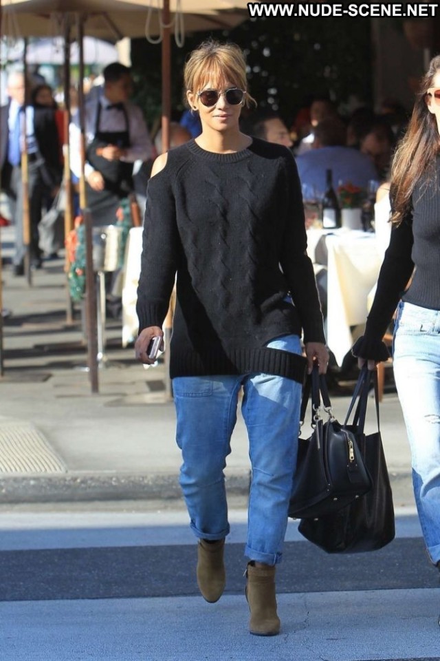 Halle Berry Beverly Hills Babe Posing Hot Shopping Paparazzi