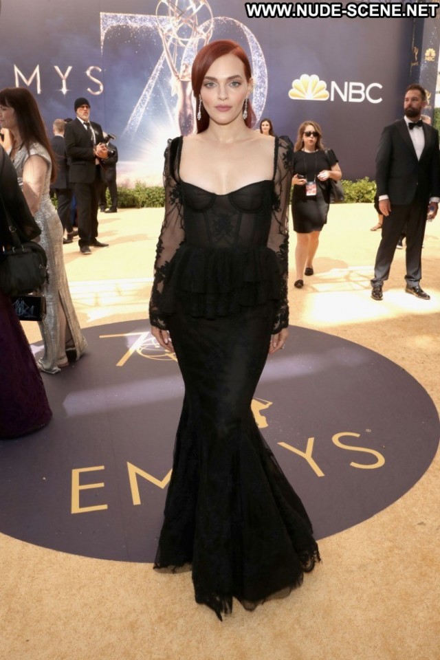 Madeline Brewer Primetime Emmy Awards Posing Hot Awards Babe