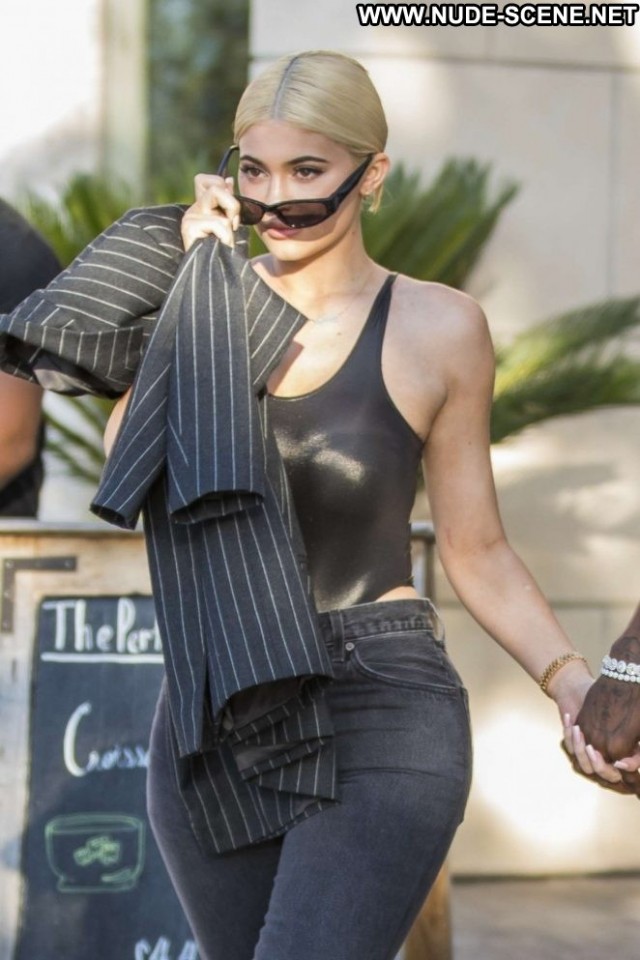 Kylie Jenner No Source Paparazzi Posing Hot Celebrity Babe Beautiful
