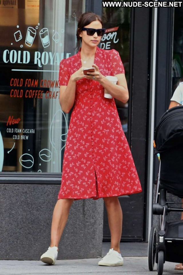 Irina Shayk New York Posing Hot Paparazzi New York Babe Celebrity