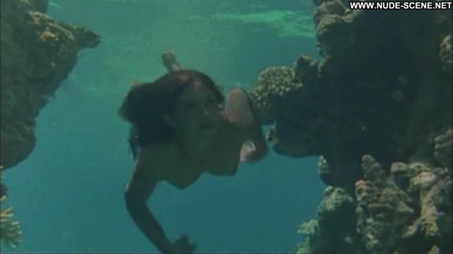 Phoebe Cates Paradise Ass Breasts Skinny Nude Skinny Dipping Nice
