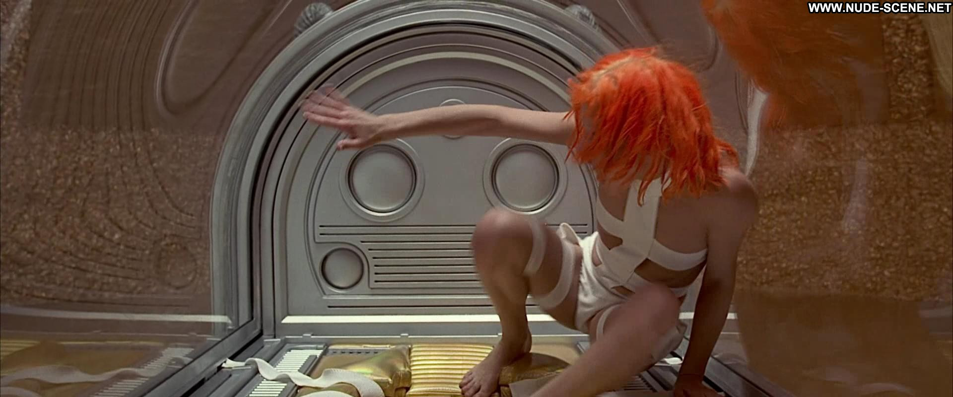 The Fifth Element Remastered Milla Jovovich Celebrity Posing Hot. 