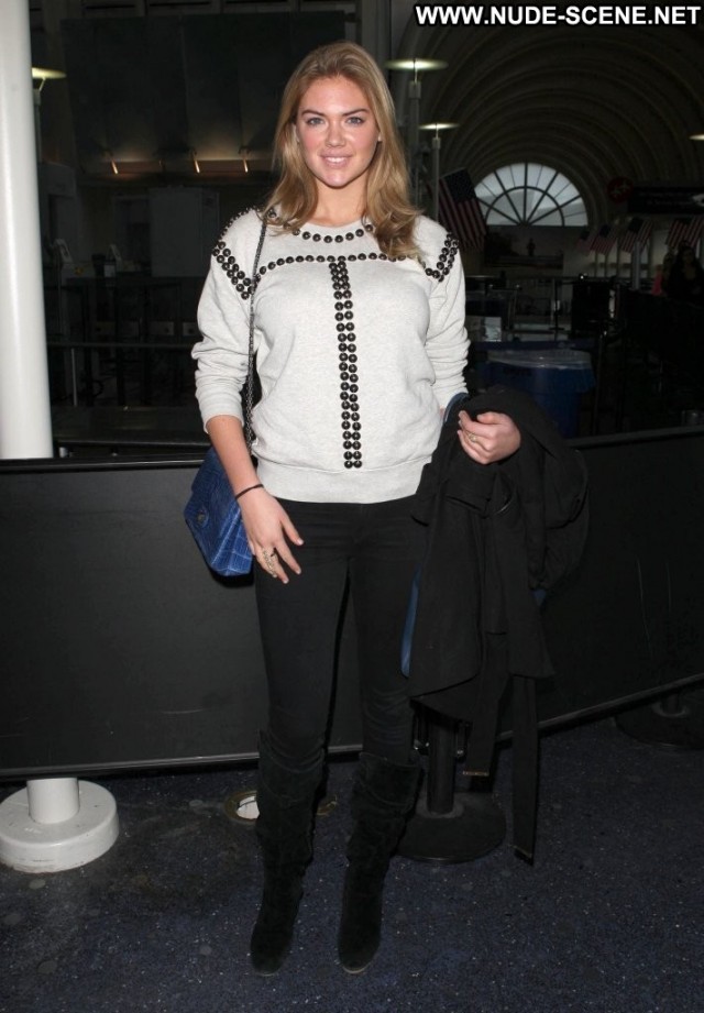 Kate Upton Lax Airport Celebrity High Resolution Lax Airport Babe