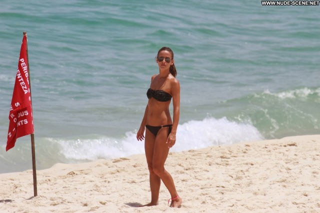 Fernanda De Freitas The Beach Babe Beautiful Celebrity Posing Hot