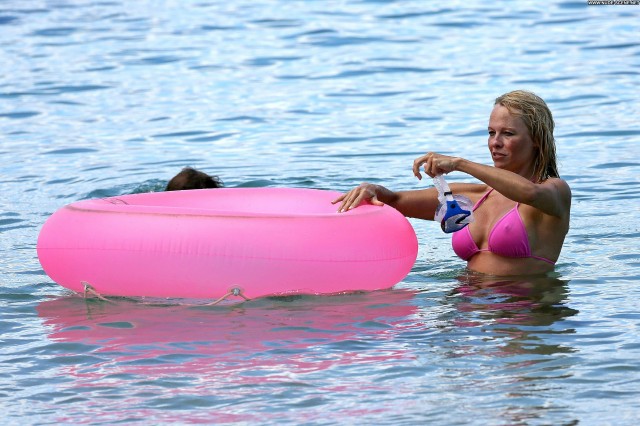 Pamela Anderson No Source Babe Celebrity Beautiful Beach Posing Hot