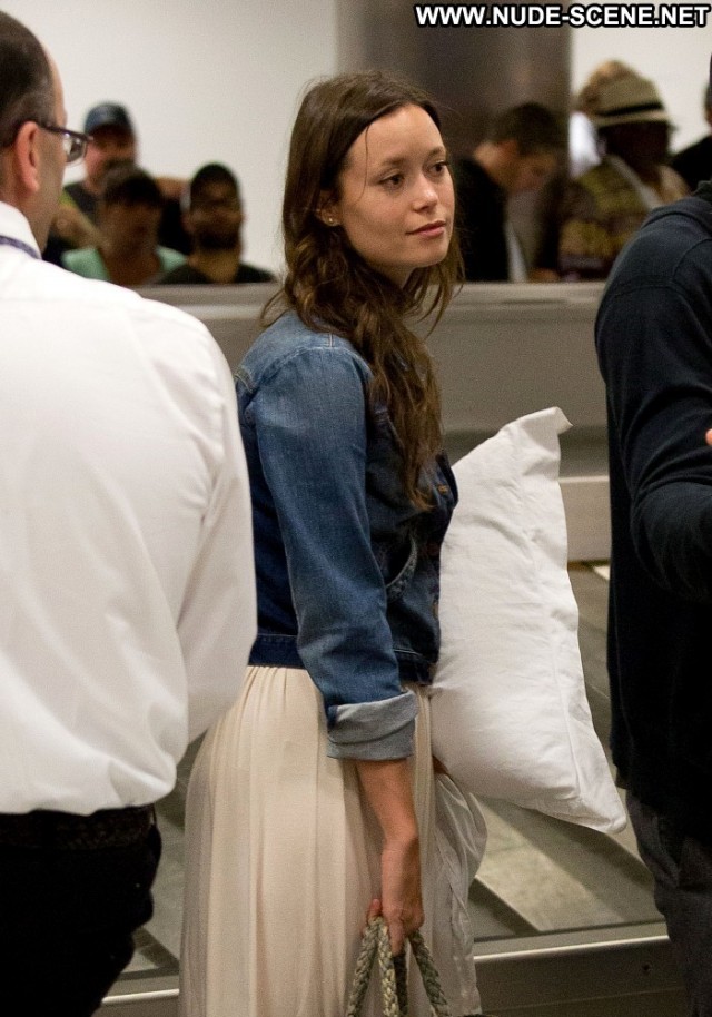 Summer Glau Lax Airport Celebrity Posing Hot Lax Airport Babe High