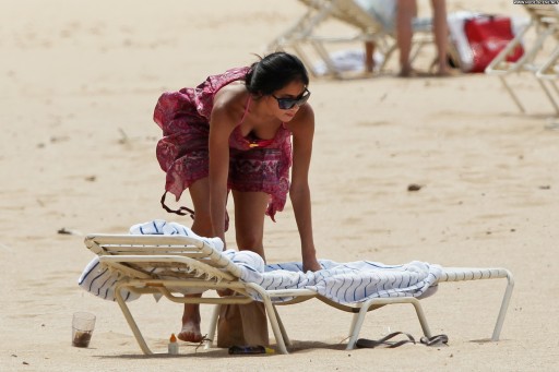 Nicole Scherzinger Bikini Celebrity High Resolution Babe Posing Hot Straight Beach Beautiful