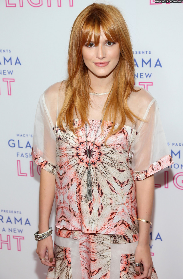 Bella Thorne Los Angeles Celebrity Fashion High Resolution Beautiful