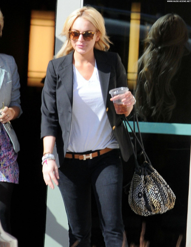 Lindsay Lohan Los Angeles Posing Hot Los Angeles Beautiful Celebrity