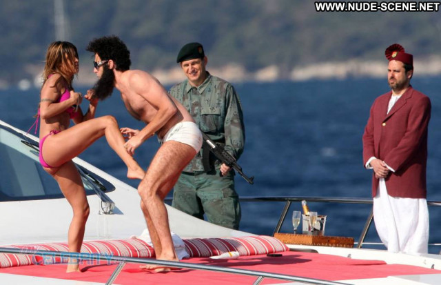 Elisabetta Canalis The Dictator Swimsuit Babe Posing Hot Boat